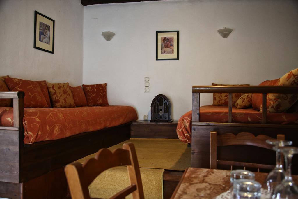Kynthia Apartment