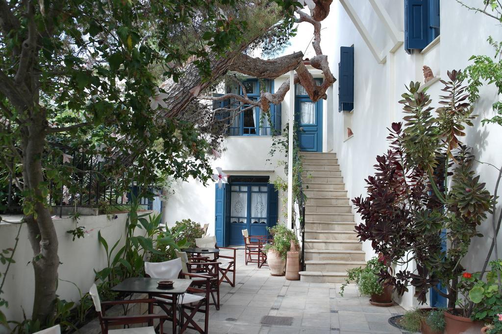 Kynthia * Panormos (Crete)