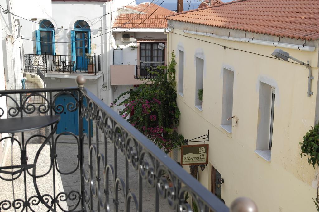 Kynthia Apartment Panormos (Crete)